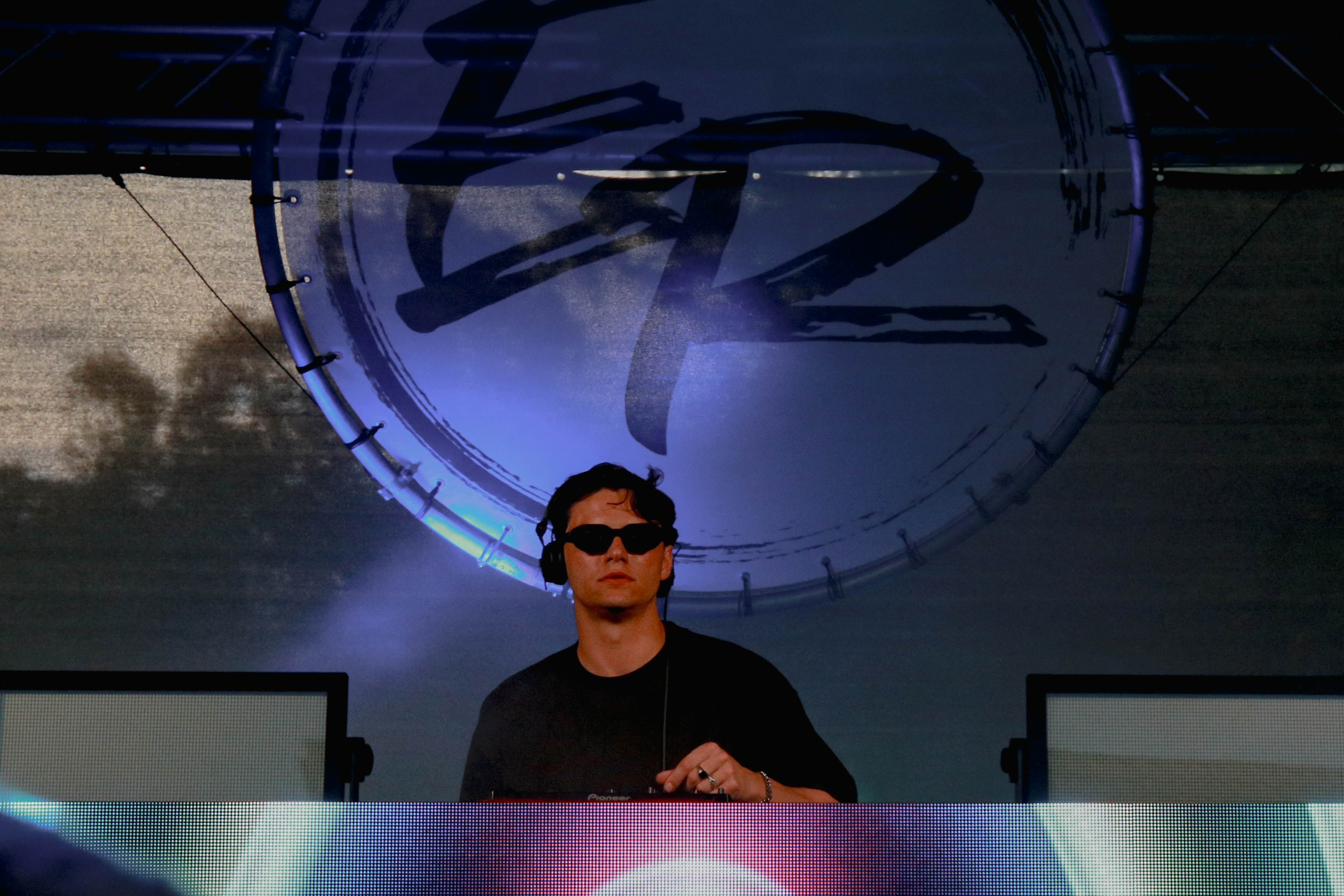 Electric_residence_048